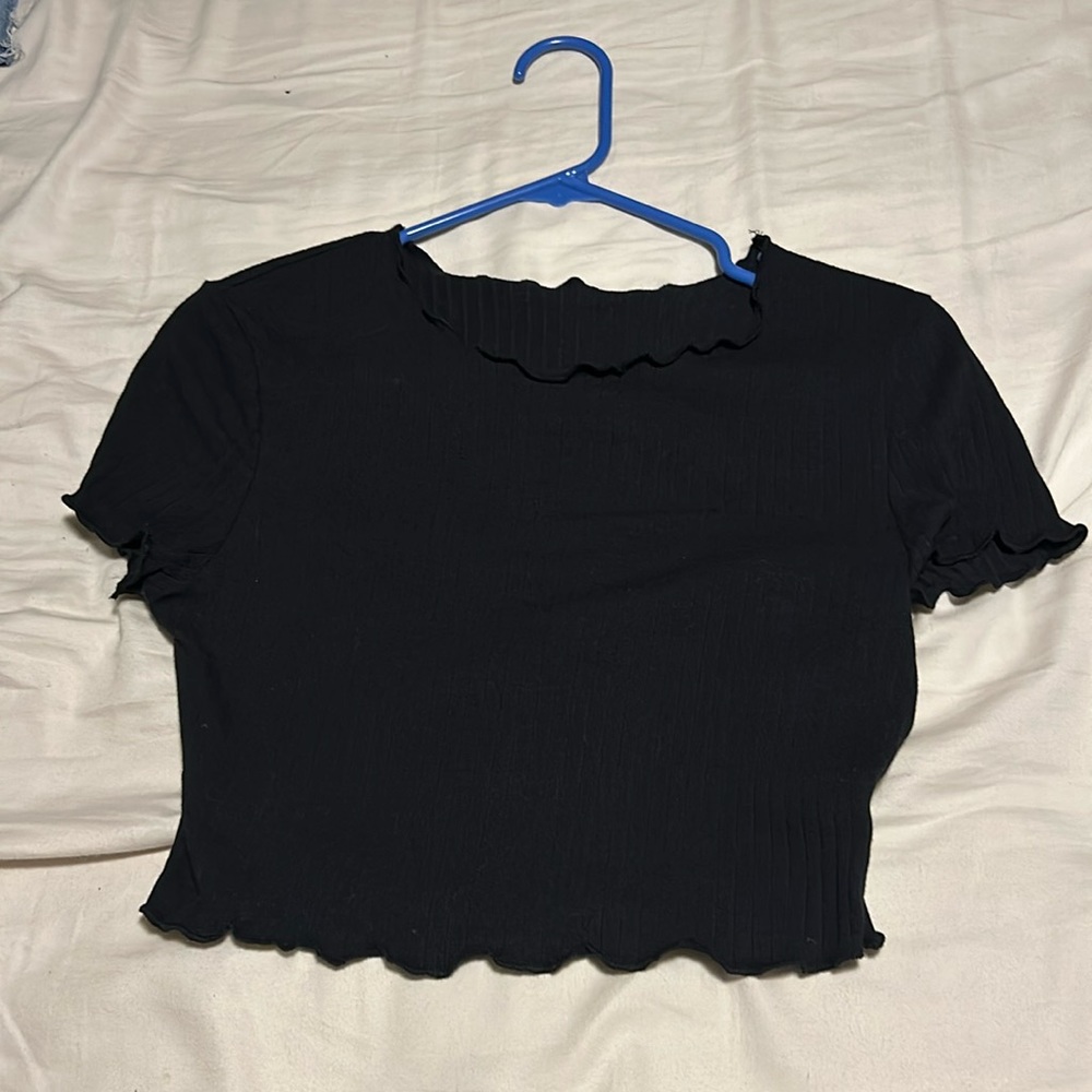 Black crop top